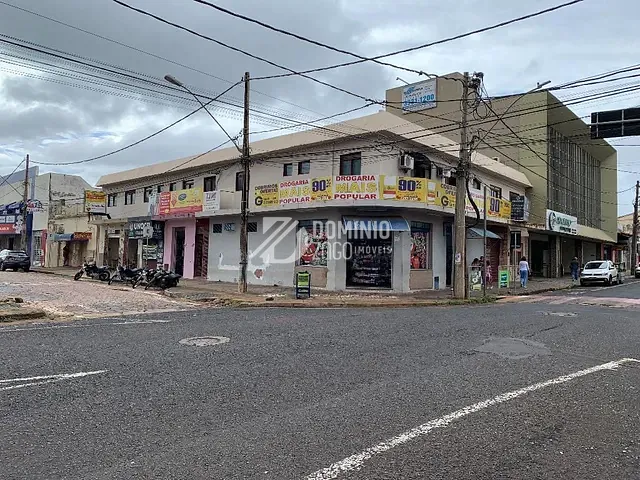 Prédio com 432m², à venda, no bairro São Benedito em Uberaba