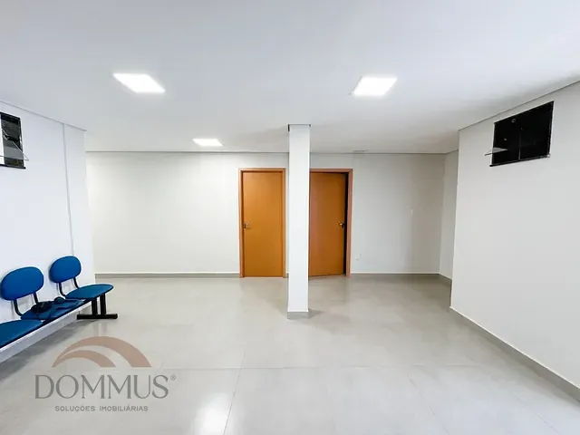 Prédio com 342m², à venda, no bairro Bom Retiro em Ipatinga