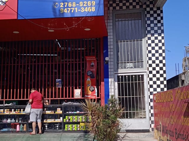 Prédio à venda, no bairro Vila Nhocune em São Paulo