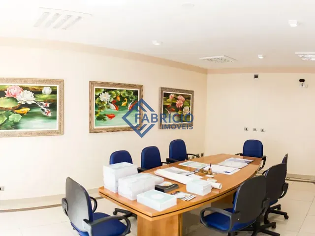 Prédio com 330m², à venda, no bairro Centro em Vinhedo