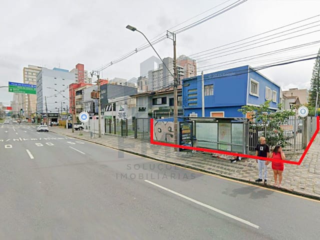 Prédio à venda, no bairro Centro em Curitiba