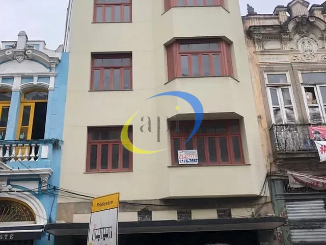 Prédio com 810m² 2 quartos e 10 banheiros, à venda, no bairro Centro em Rio de Janeiro