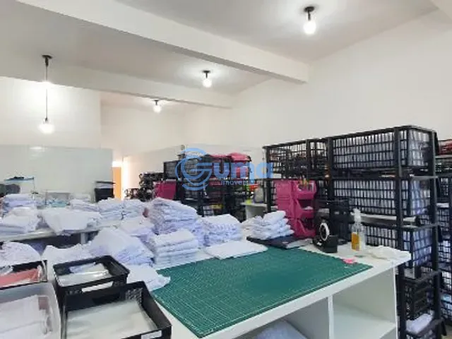 Prédio com 140m², à venda, no bairro Residencial Piemonte em Bragança Paulista