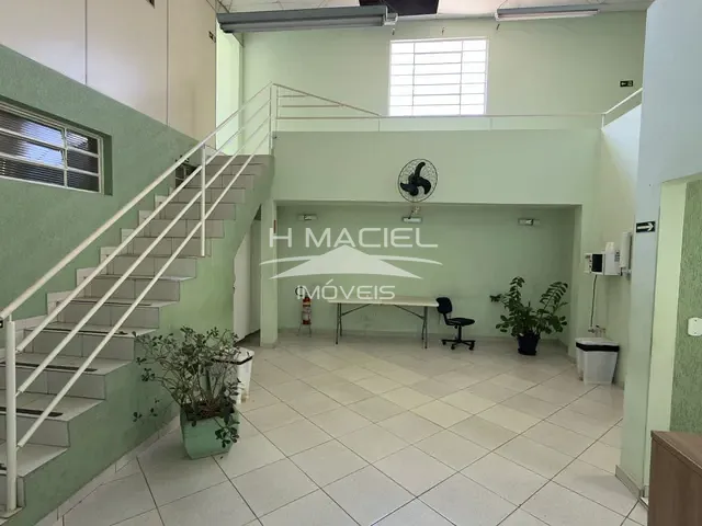 Prédio para alugar, no bairro Vila João Jorge em Campinas