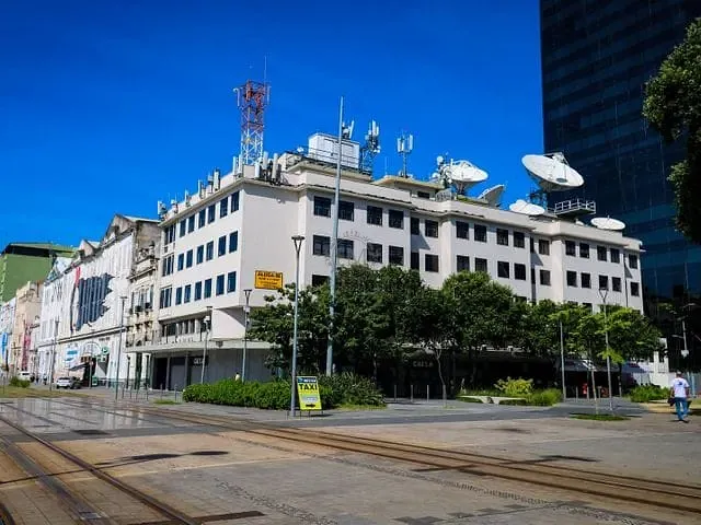 Prédio com 5000m², à venda, no bairro Saúde em Rio de Janeiro