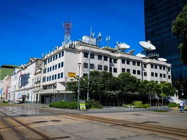 Prédio com 5000m², à venda, no bairro Saúde em Rio de Janeiro