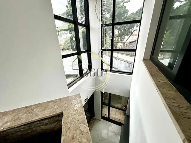 Prédio com 825m² 1 quarto e 11 banheiros, para alugar, no bairro Mooca em São Paulo