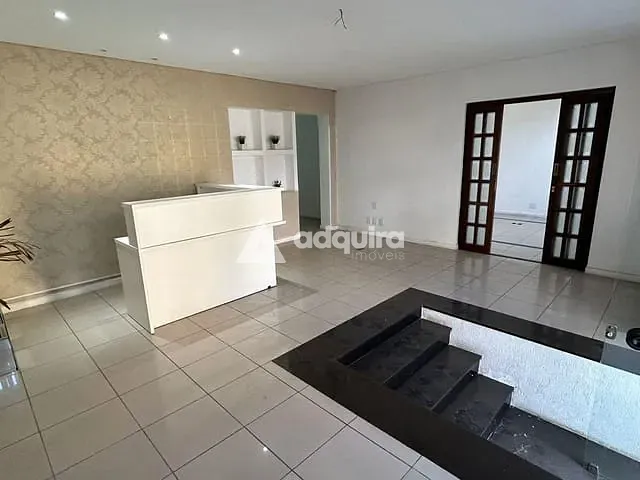 Prédio para alugar, no bairro Centro em Ponta Grossa