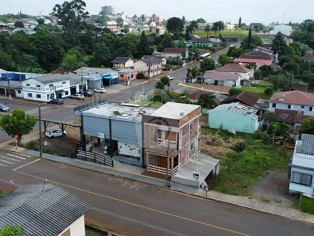 Prédio com 300m² 2 quartos e 5 banheiros, à venda, no bairro Canabarro em Teutônia