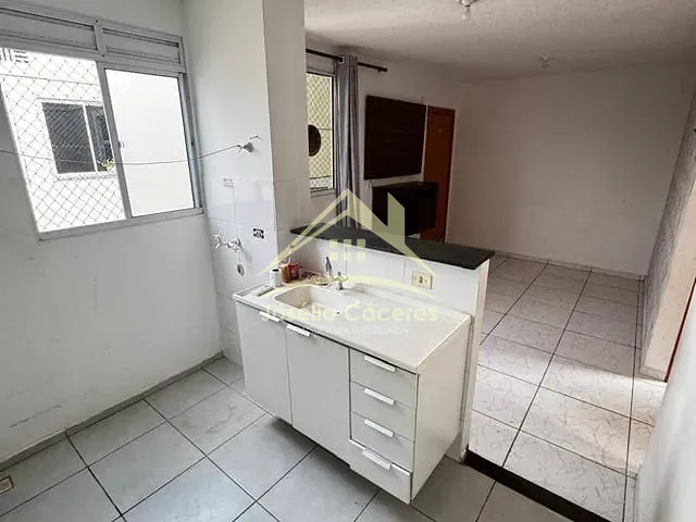 Prédio com 40m², à venda, no bairro Glória em Várzea Grande