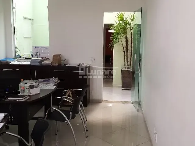 Prédio com 195m², à venda, no bairro Centro em Mogi das Cruzes