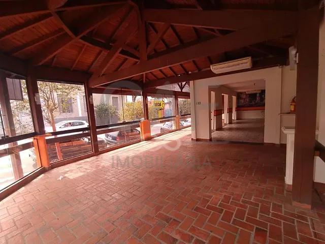 Prédio com 260m², à venda, no bairro Centro em Jaguariúna