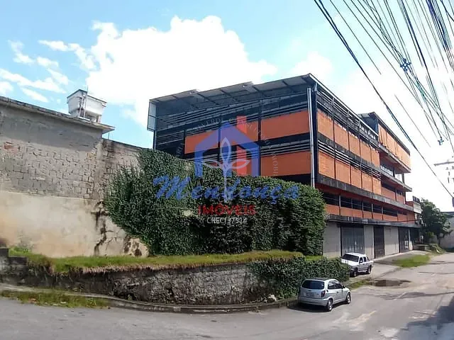 Galpão / Barracão com 1700m², à venda, no bairro Coelho da Rocha em São João de Meriti