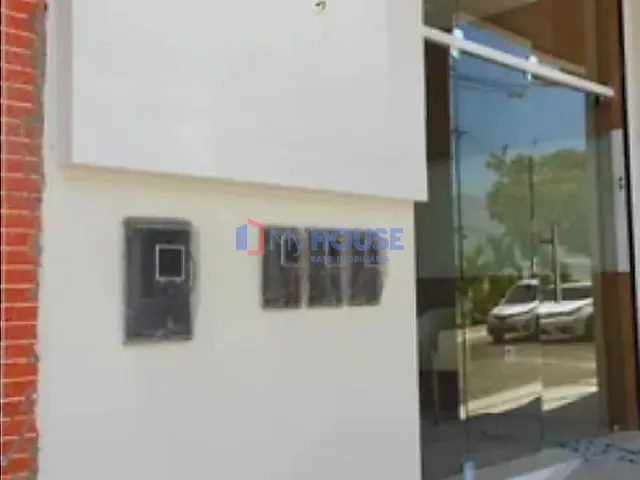 Prédio à venda, no bairro Centro em Ilhéus