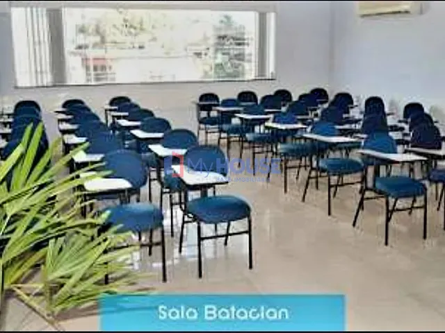 Prédio à venda, no bairro Centro em Ilhéus