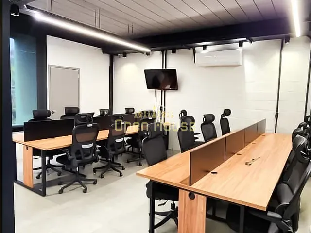 Prédio com 1000m², para alugar, no bairro Conforto em Volta Redonda
