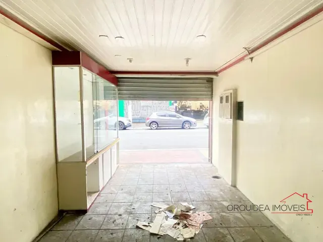 Prédio com 88m², para alugar, no bairro Santa Efigênia em São Paulo
