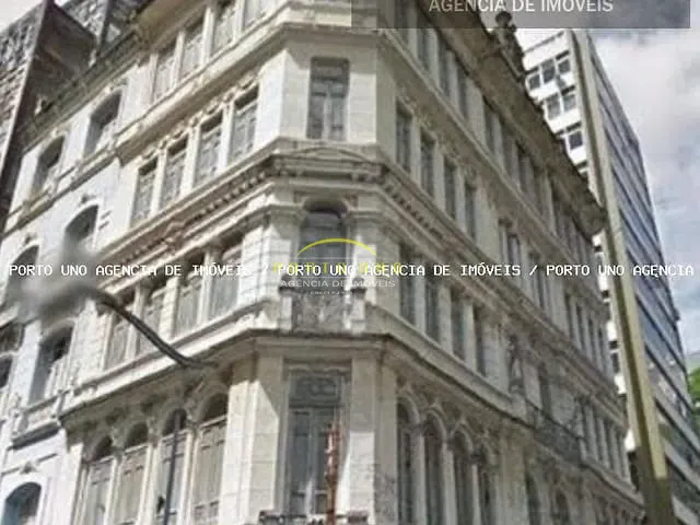 Prédio com 1000m², à venda, no bairro Comércio em Salvador