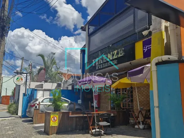Prédio com 260m², à venda, no bairro Parque Residencial Eloy Chaves em Jundiaí