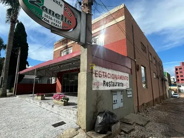 Prédio com 433m², à venda, no bairro Centro em Guarapuava