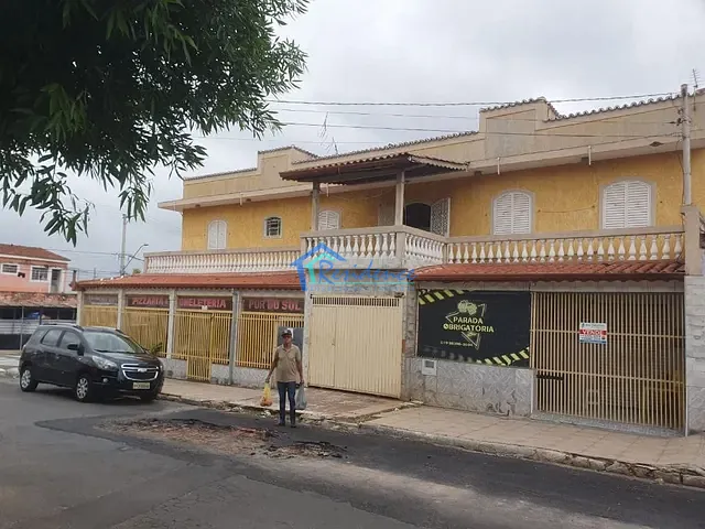 Prédio com 257m², à venda, no bairro Jardim Morada do Sol em Indaiatuba