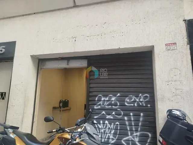 Prédio com 973m², à venda, no bairro Centro em Rio de Janeiro