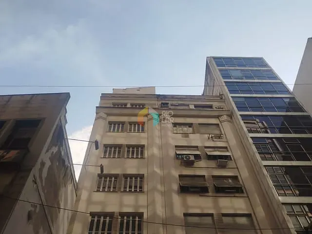 Prédio com 973m², à venda, no bairro Centro em Rio de Janeiro