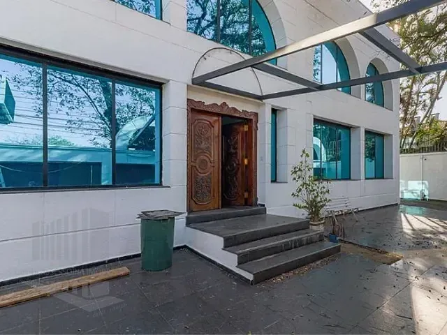 Prédio com 1250m², para alugar, no bairro Jardim Everest em São Paulo
