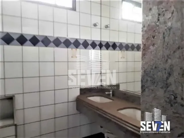 Prédio com 1470m², à venda, no bairro Vila Bonfim em Bauru
