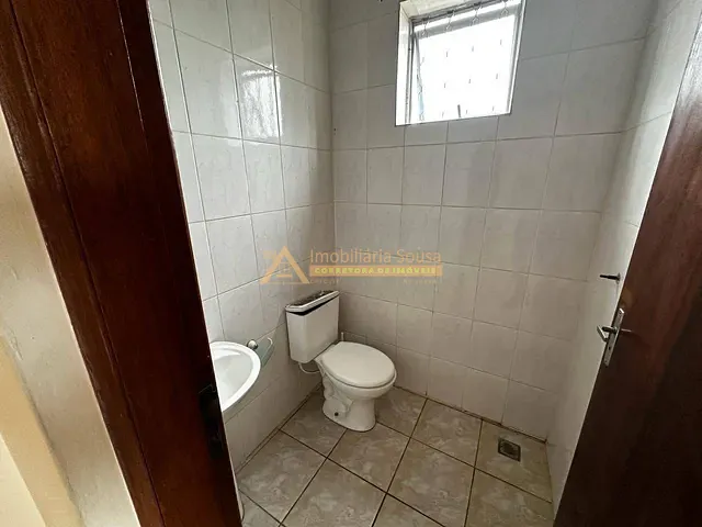 Prédio com 36m², para alugar, no bairro Centro em Jundiaí