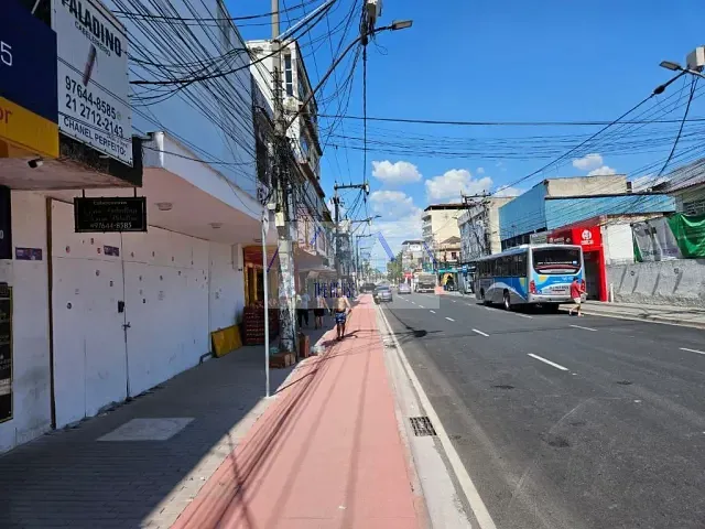 Prédio com 220m², para alugar, no bairro Porto Velho em São Gonçalo