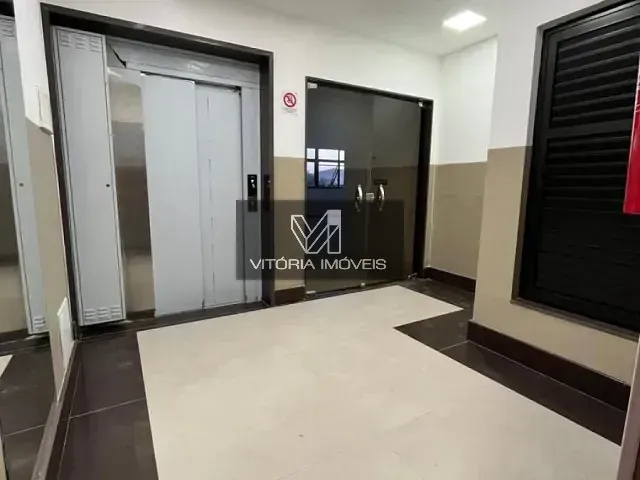 Prédio para alugar, no bairro Praia do Canto em Vitória