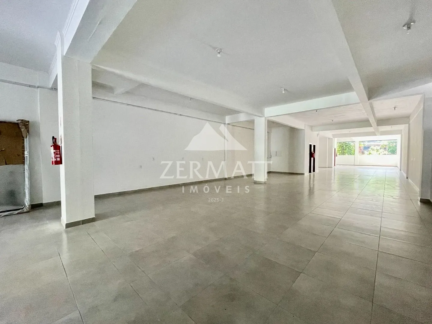 Prédio para alugar, 1100 m por R$ 12.150,00/mês - Garcia - Blumenau/SC — foto 2