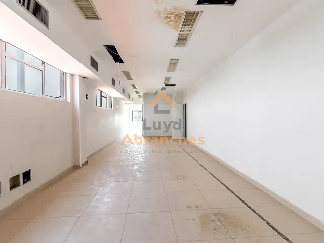 Prédio com 400m², para alugar, no bairro Imirim em São Paulo