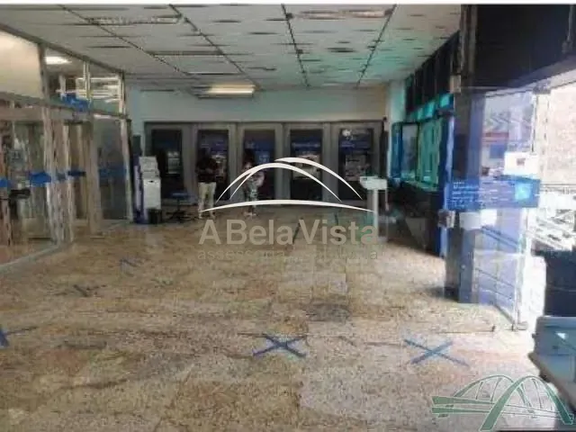 Prédio para alugar, no bairro km 18 em Osasco