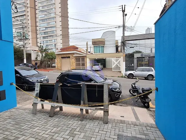 Prédio com 645m², para alugar, no bairro Vila Gomes Cardim em São Paulo