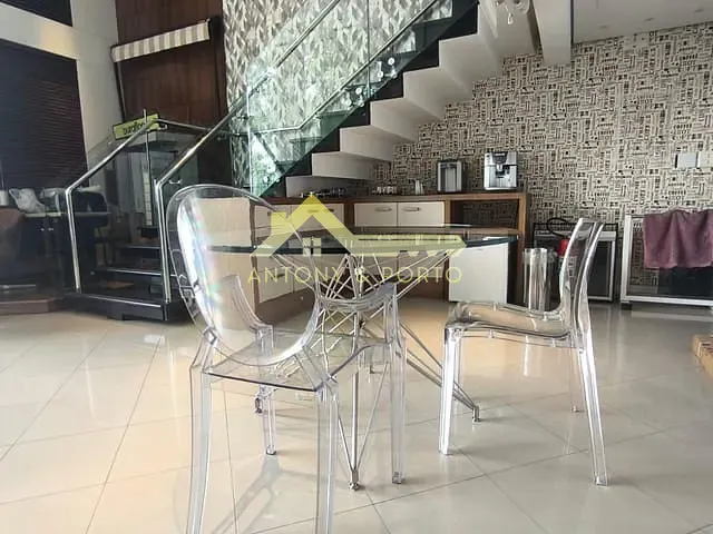 Prédio com 742m², para alugar, no bairro Parque Renato Maia em Guarulhos