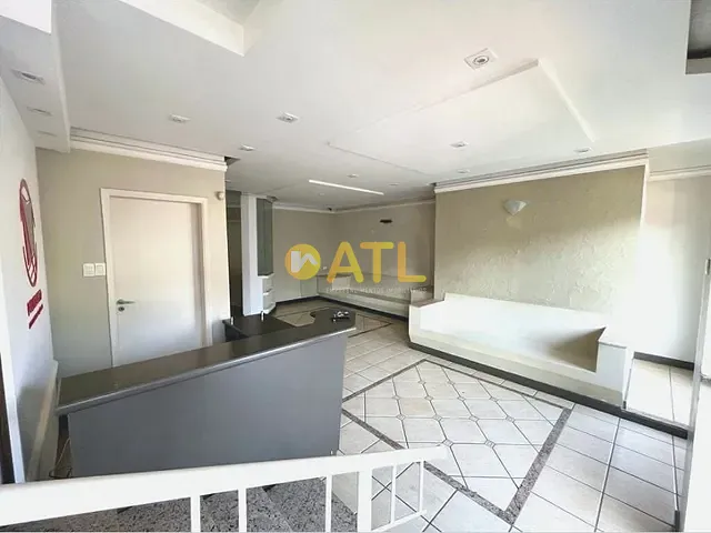 Prédio com 186m², à venda, no bairro Centro em Ourinhos