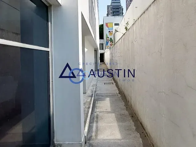 Prédio com 300m², para alugar, no bairro Perdizes em São Paulo