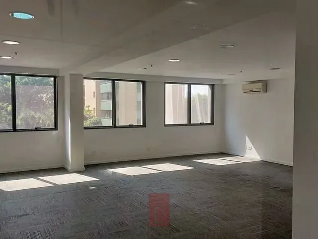 Prédio com 136m², à venda, no bairro Alto de Pinheiros em São Paulo