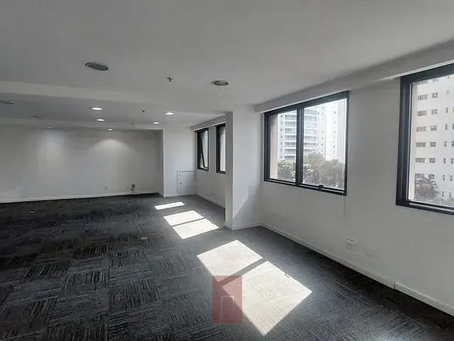 Prédio com 136m², à venda, no bairro Alto de Pinheiros em São Paulo
