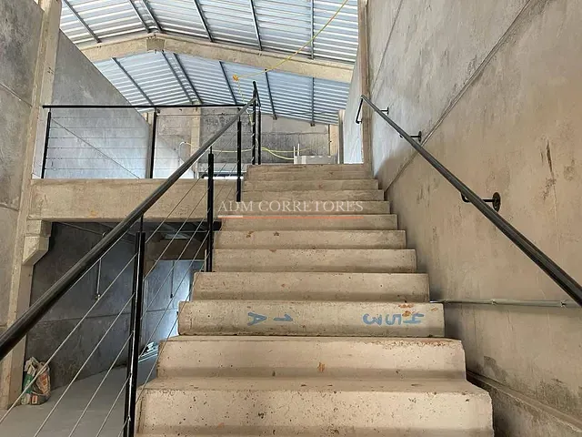 Prédio com 185m², à venda, no bairro Morada do Vale III em Gravataí