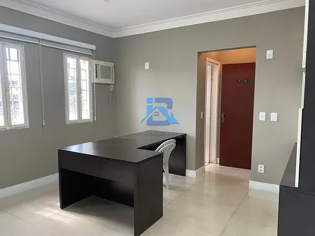 Prédio com 188m², à venda, no bairro Centro em Itatiba
