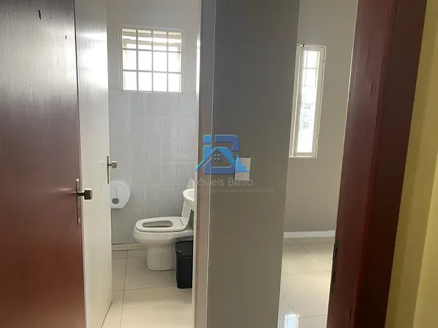 Prédio com 188m², à venda, no bairro Centro em Itatiba