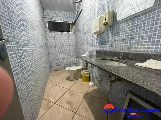 Prédio à venda, no bairro Centro em Teresina