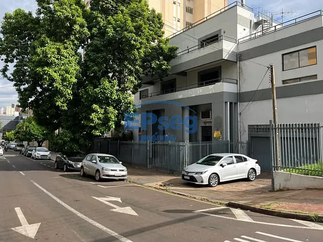 Prédio com 615m², à venda, no bairro Centro em Londrina