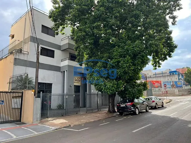 Prédio com 615m², à venda, no bairro Centro em Londrina
