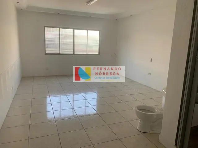Prédio com 132m², para alugar, no bairro Santana em São Paulo