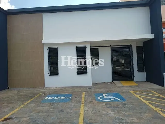 Prédio com 413m², à venda, no bairro Vila Bressani em Paulínia