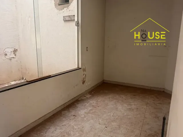 Prédio para alugar, no bairro Centro em Fernandópolis